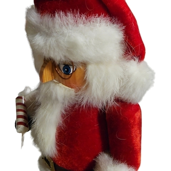 VTG Nutcracker Village 2001 Velvet Santa limited edition - Picture 9 of 12